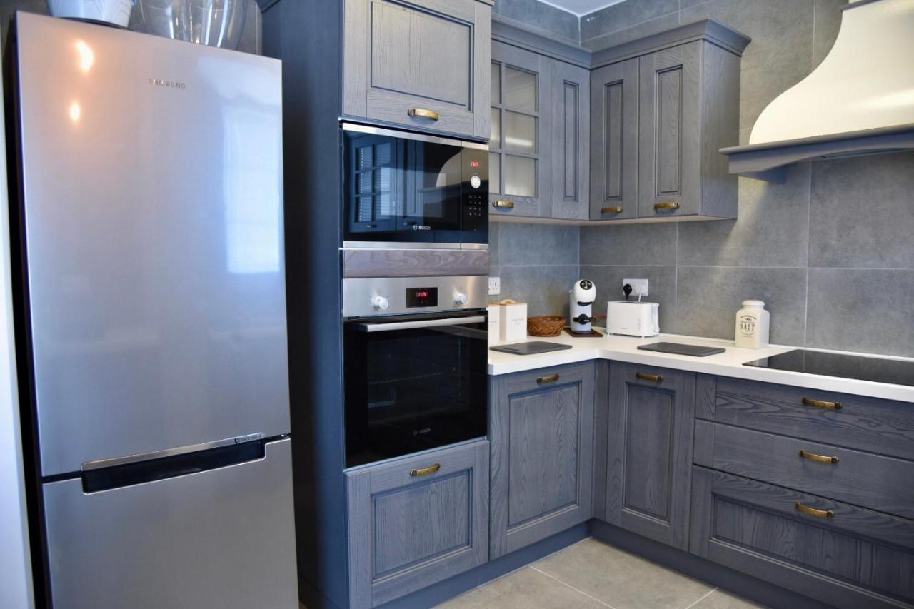 Bright & Modern 2-Bedroom, 4Th Floor Apartment In Gzira, Malta Esterno foto