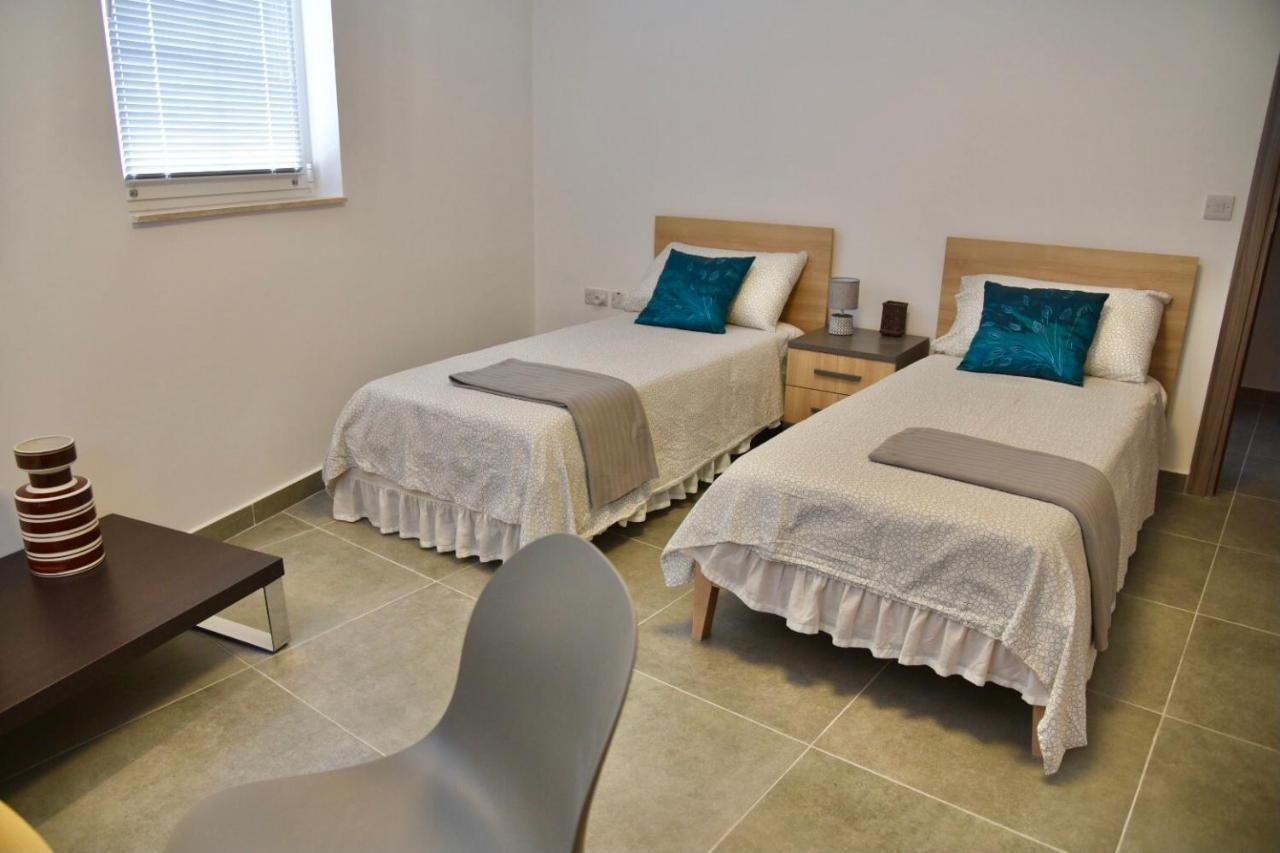 Bright & Modern 2-Bedroom, 4Th Floor Apartment In Gzira, Malta Esterno foto