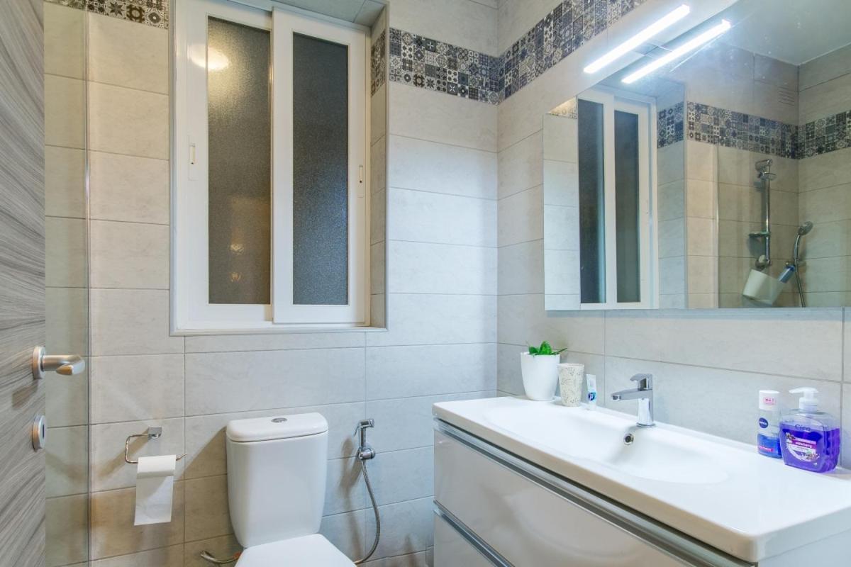 Bright & Modern 2-Bedroom, 4Th Floor Apartment In Gzira, Malta Esterno foto