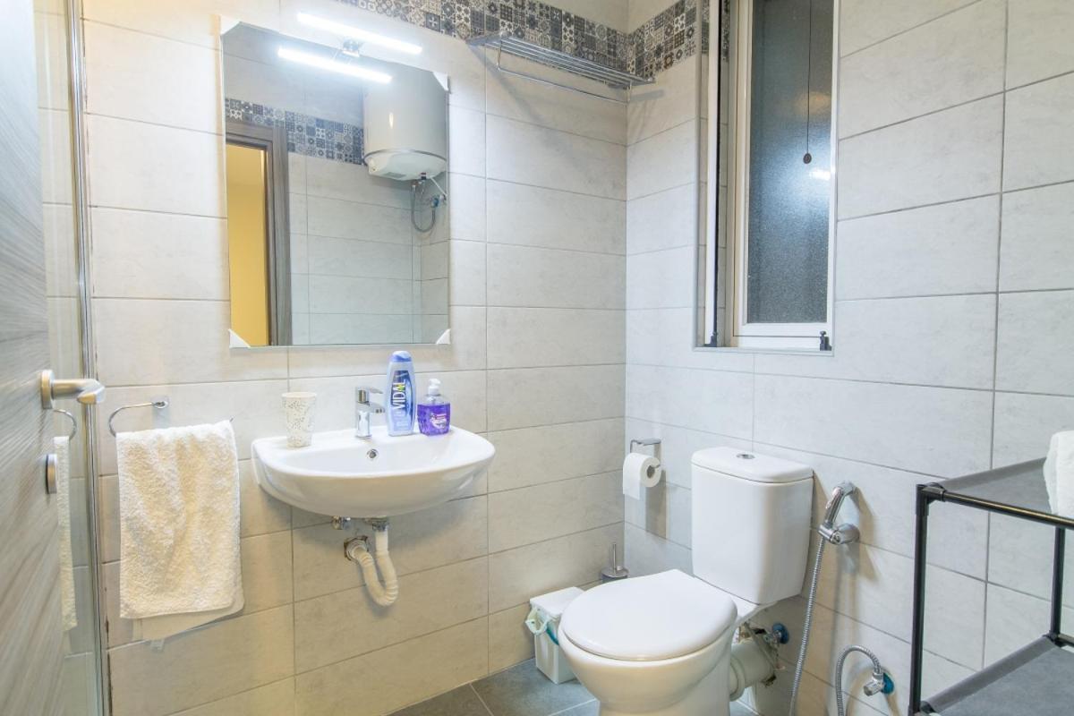 Bright & Modern 2-Bedroom, 4Th Floor Apartment In Gzira, Malta Esterno foto